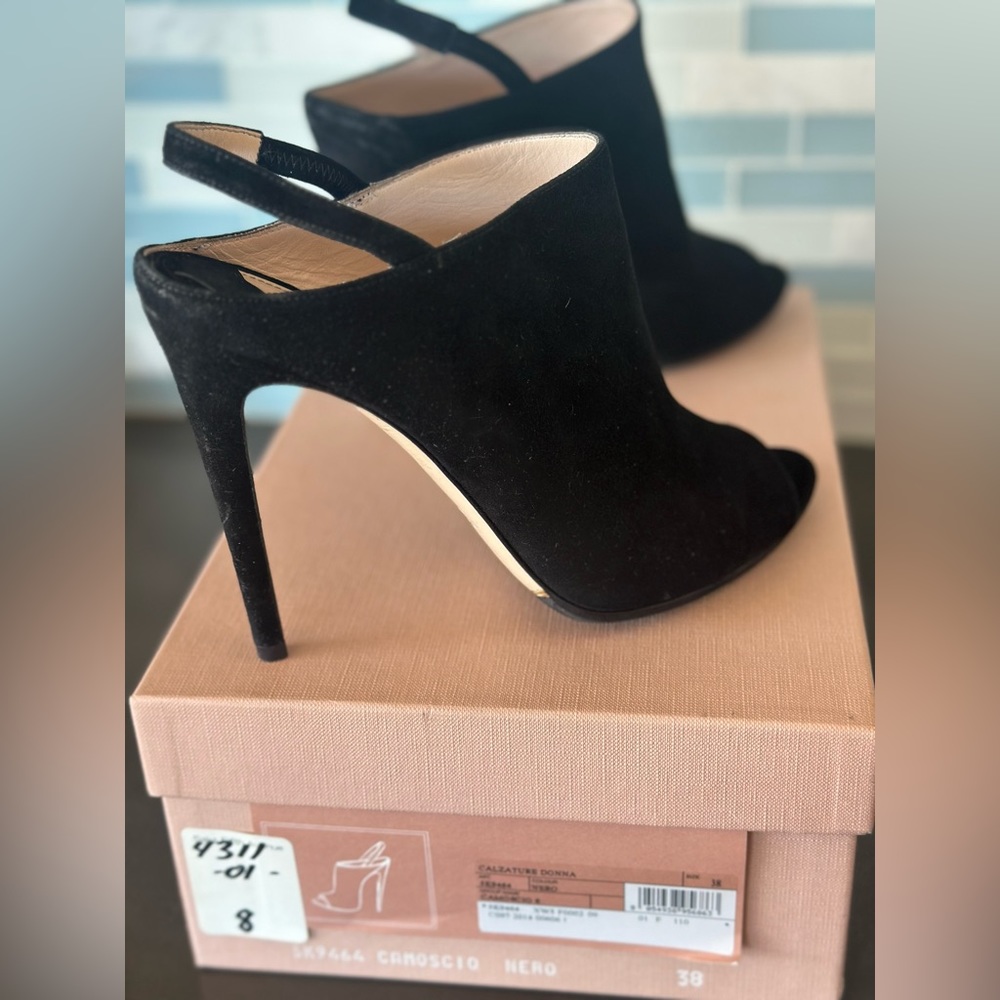 MIU MIU black suede mule peep toes size 38 (8)